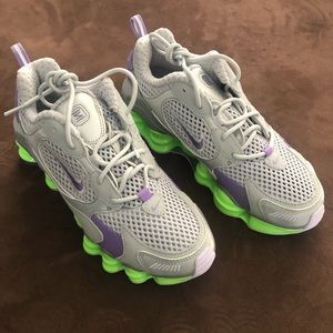 Nike Shox TL platinum green  CK 2085-002